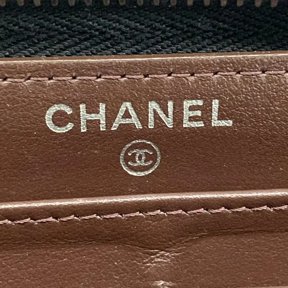 Chanel Matelasse Long Wallet - Picture 5 of 11